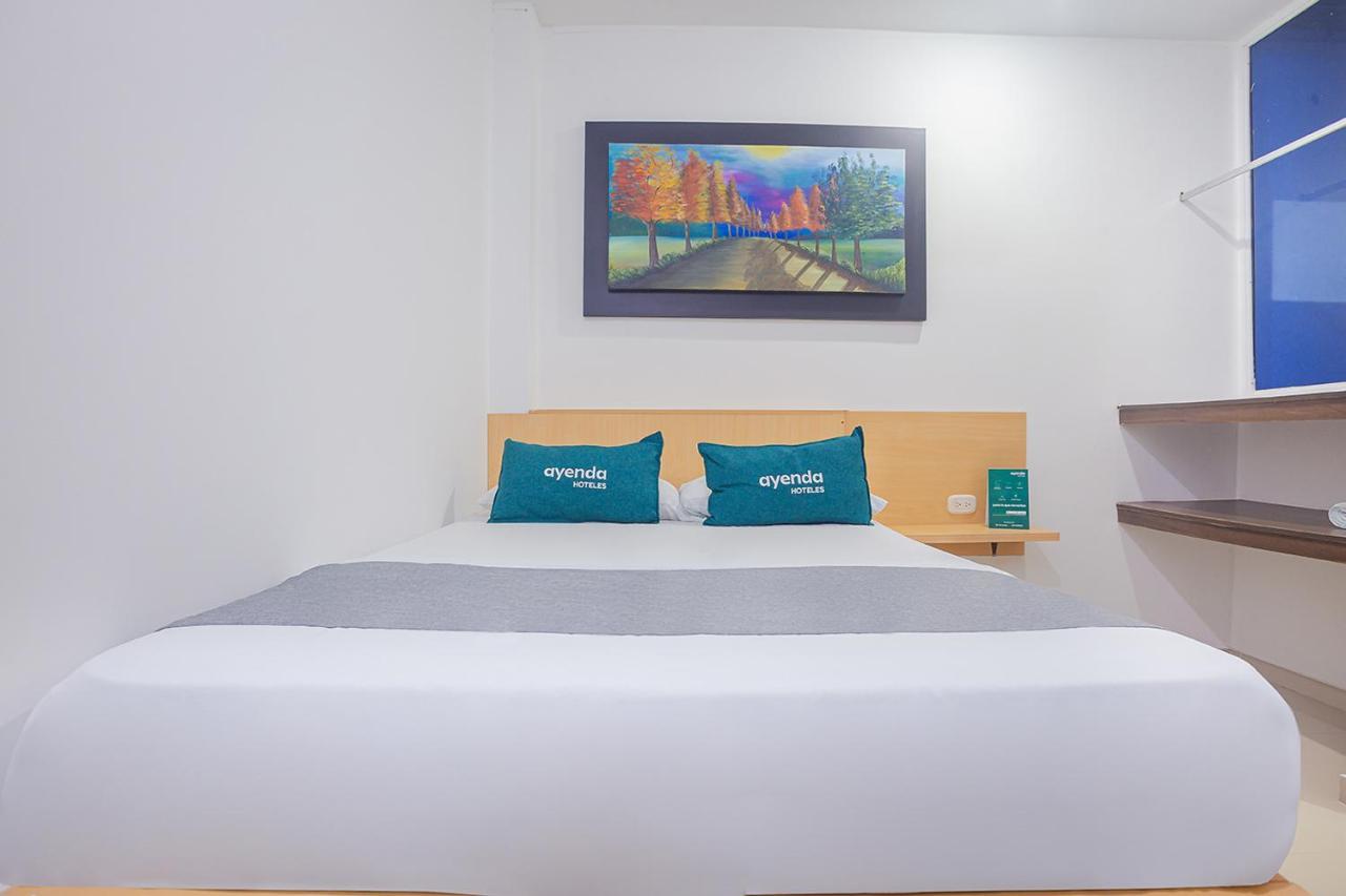 Ayenda Alameda Real Hotel Monteria Exterior photo